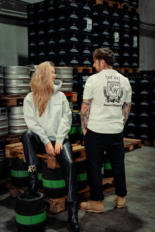 Weißes T-Shirt mit Brauerei-Logo Backprint